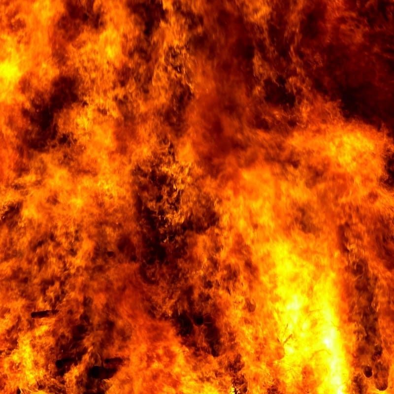 Brand, Blitzschlag oder Explosion